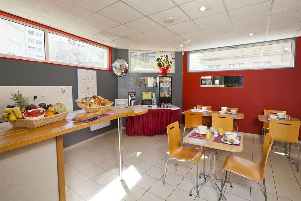 Sejours & Affaires Rennes Longs Champs Aparthotel Exteriör bild