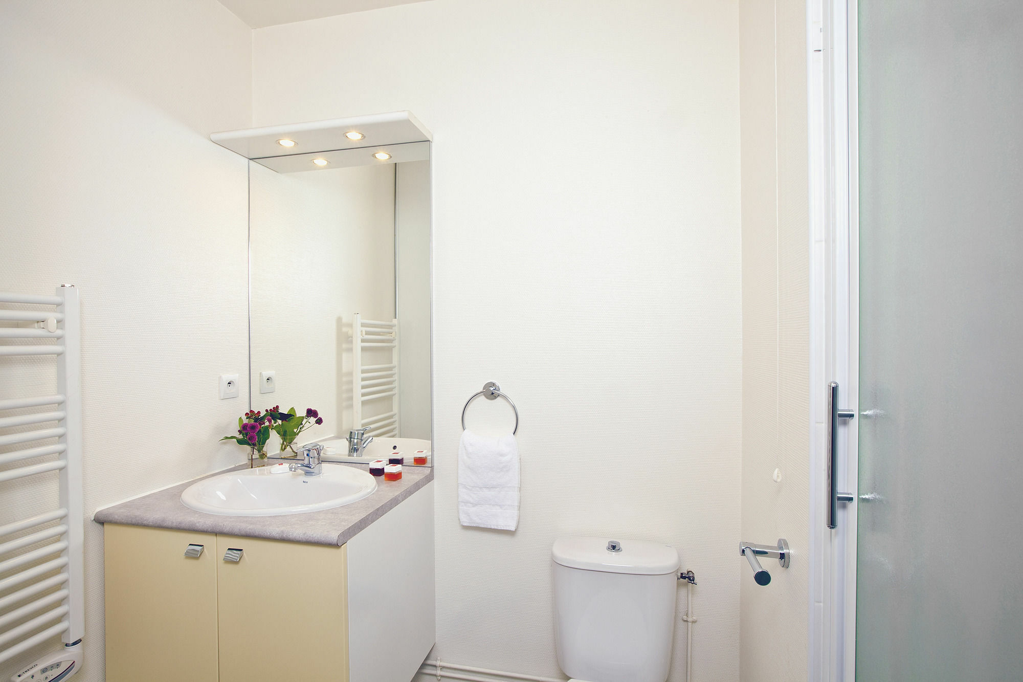Sejours & Affaires Rennes Longs Champs Aparthotel Exteriör bild