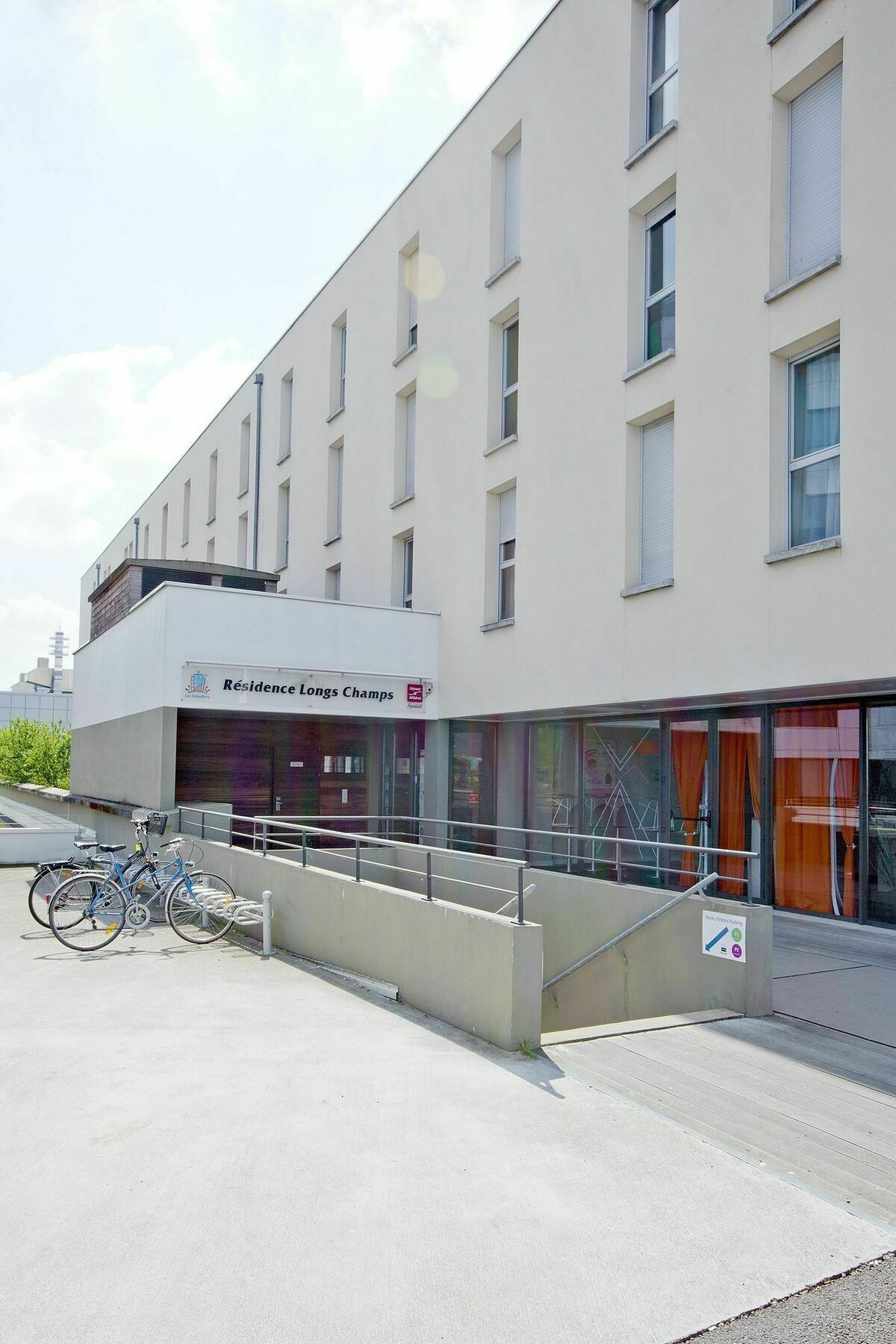 Sejours & Affaires Rennes Longs Champs Aparthotel Exteriör bild